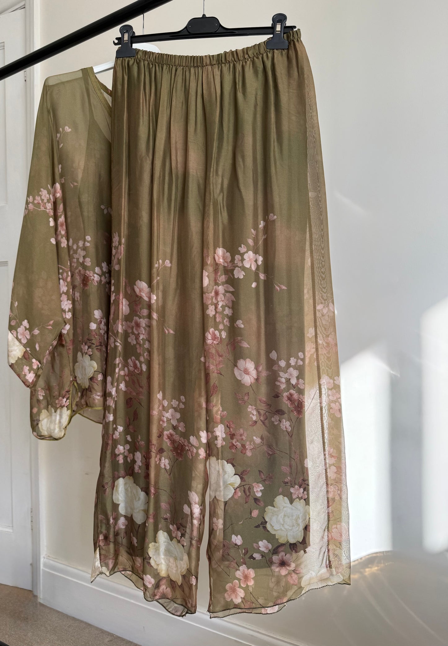 Alea Shirt silk Co-ord set - Olive