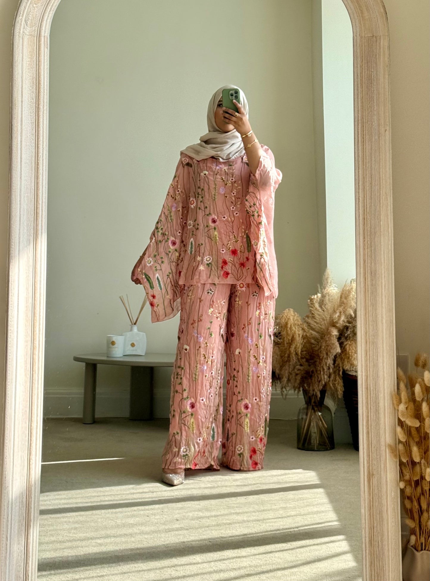 Floral embroidered Co-ord set - Pink