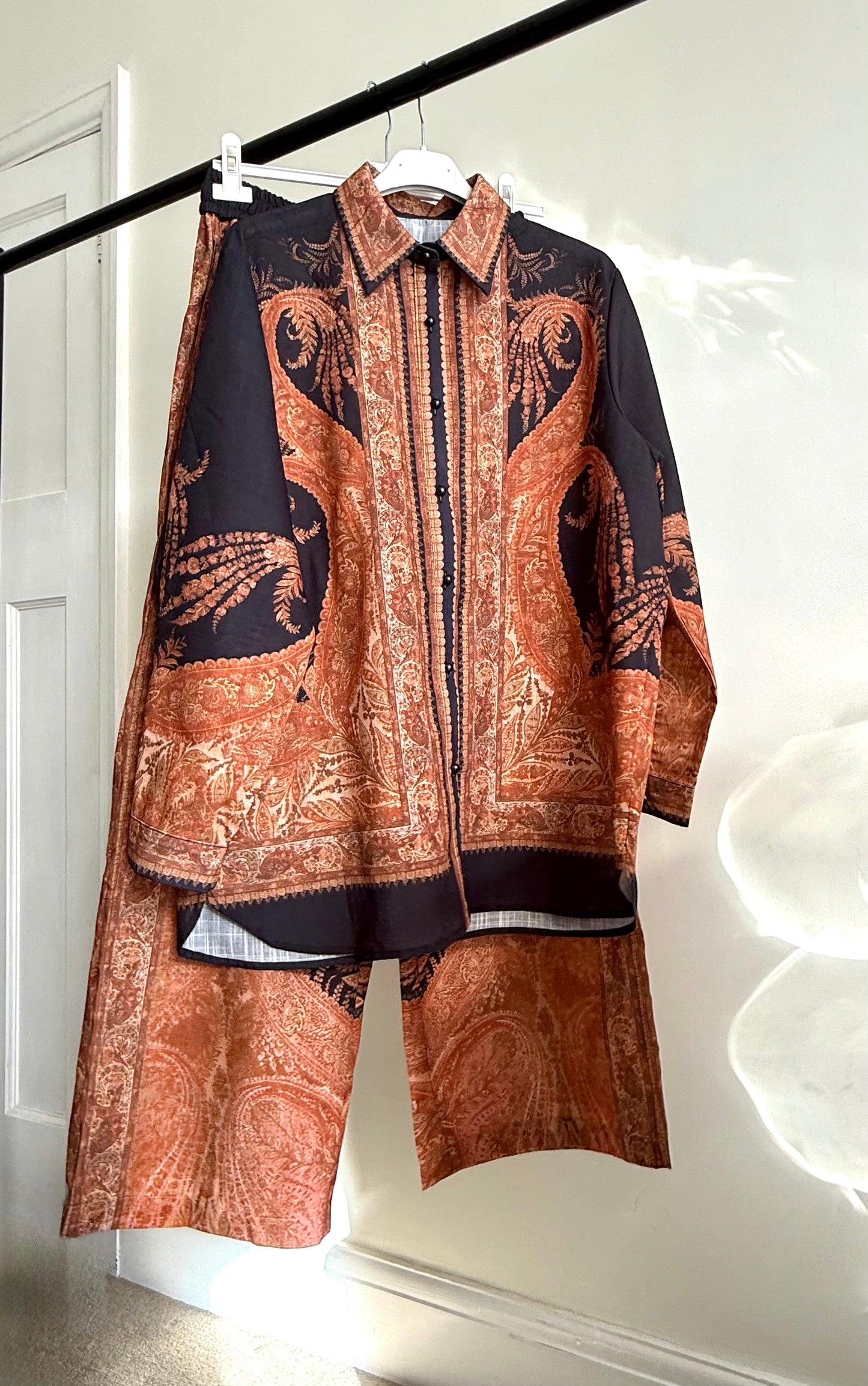 Amaya Black Paisley Linen Co ord set