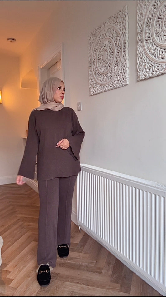 Hawa Premium Knit Co-ord Set - Chocolate